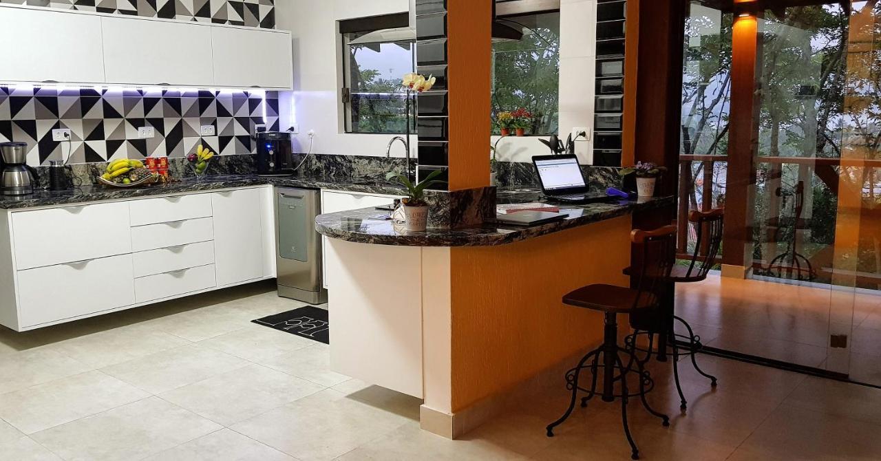A Casa Bella - Guesthouse Ilhabela Εξωτερικό φωτογραφία